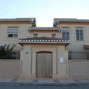 https://villa-ana-romilla.hotelsinnerja.org