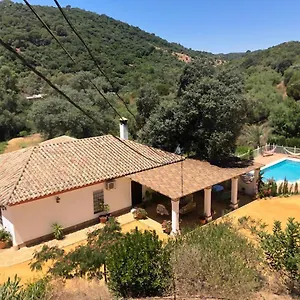 Casa rural Menestrales, Lora del Río
